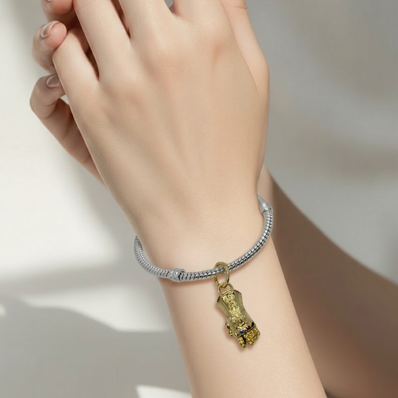 Charm Guantelete del Infinito