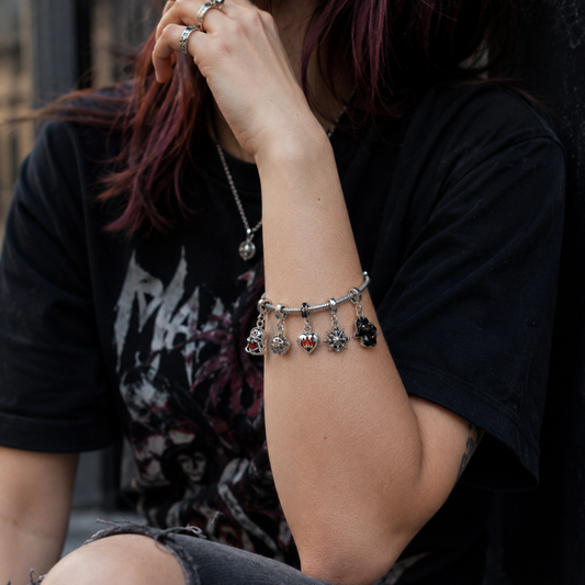 Pulsera Misterio Frikiverso (5 charms)