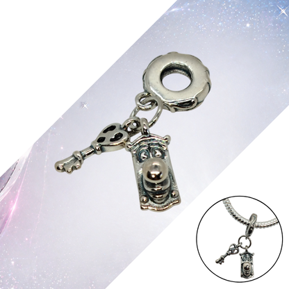Charm Colgante Sr. Picaporte y Llave – Alicia en el País de las Maravillas